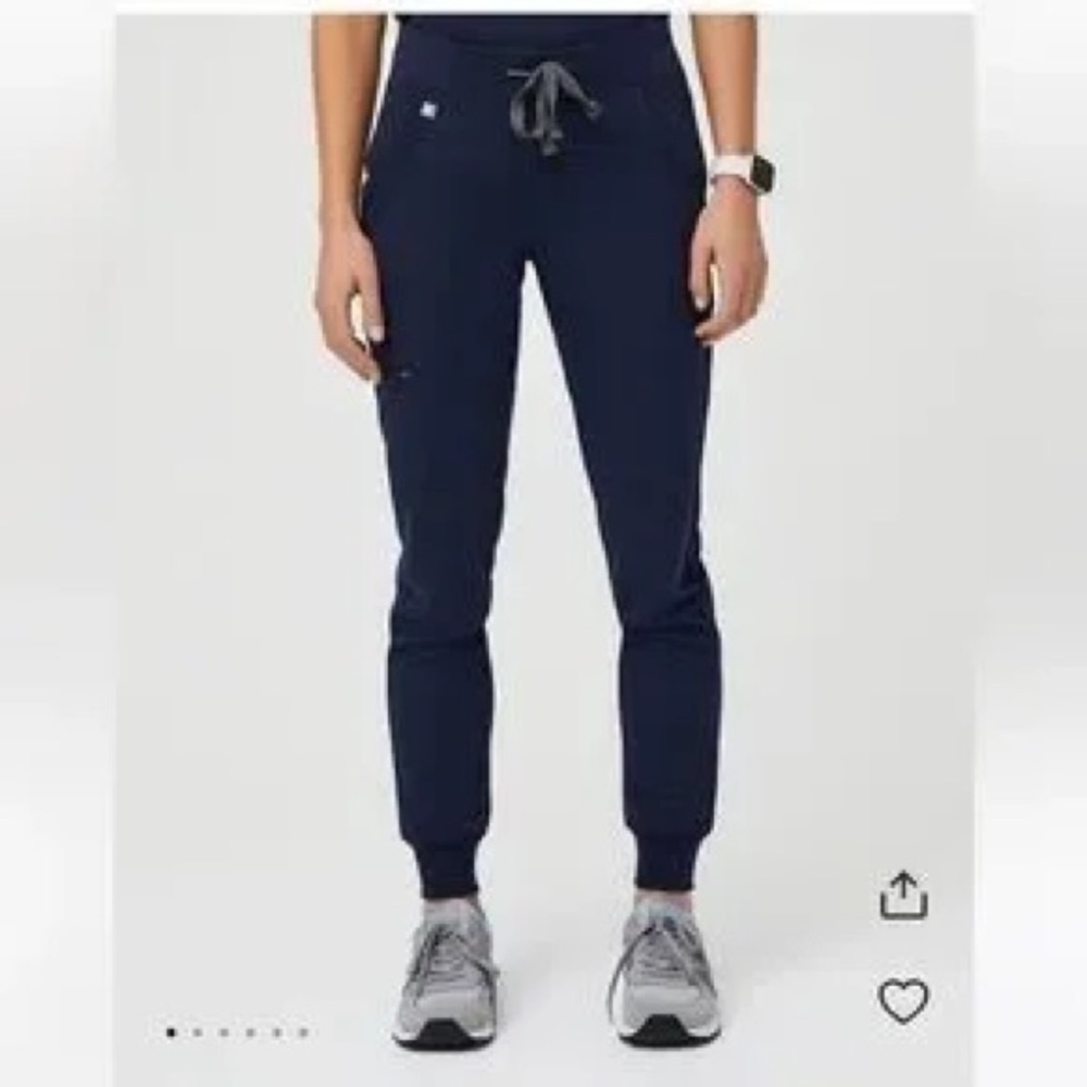 Figs Zamora Jogger scrub pants in Navy size medium